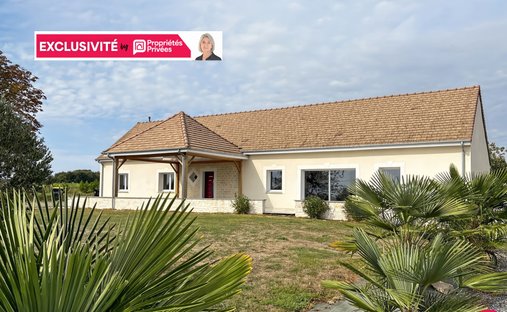 Villa in Arthézé, Pays de la Loire, France 1