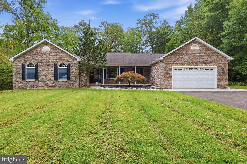 House in Quakertown, Pennsylvania, United States 3 - 19013808