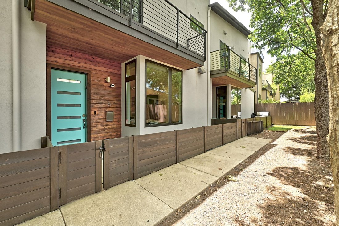 Condo in Austin, Texas, United States 2 - 19009625
