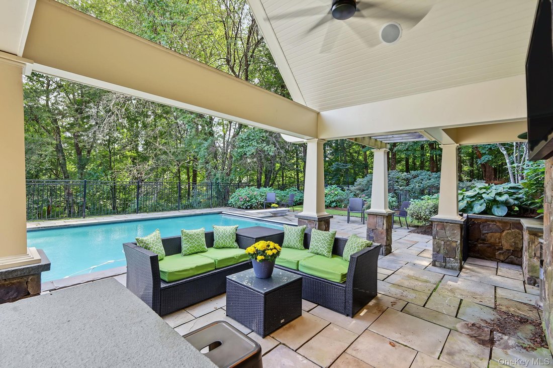 House in Chappaqua, New York, United States 3 - 19012688