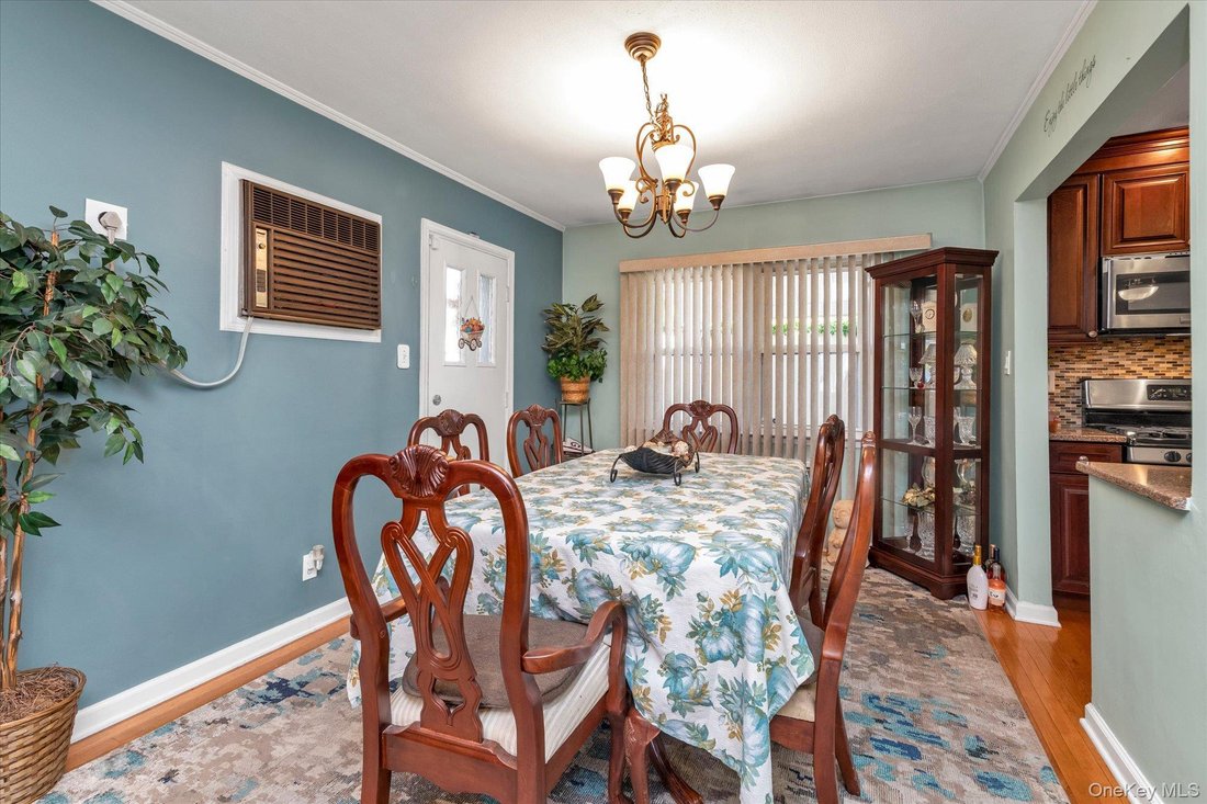 House in Oceanside, New York, United States 5 - 19014742