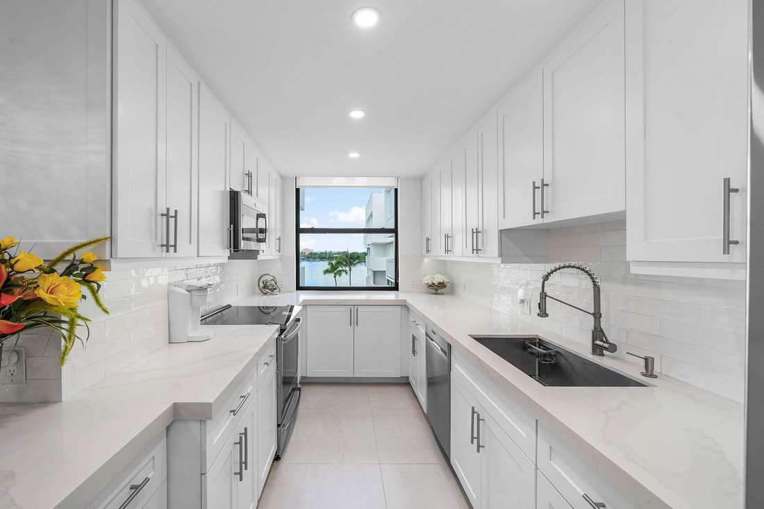 Condo in Palm Beach, Florida, United States 5 - 19010162