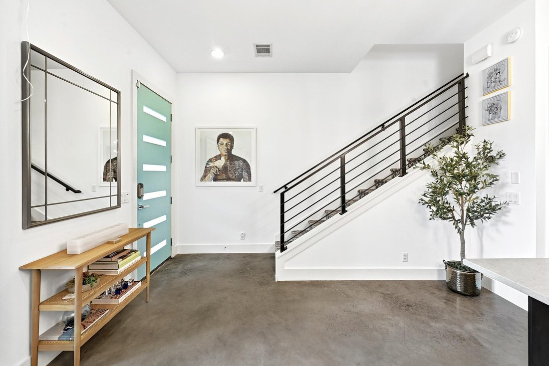 Condo in Austin, Texas, United States 4 - 19009625