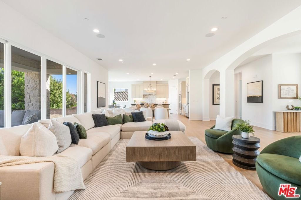 House in Rancho Cucamonga, California, United States 3 - 19012524