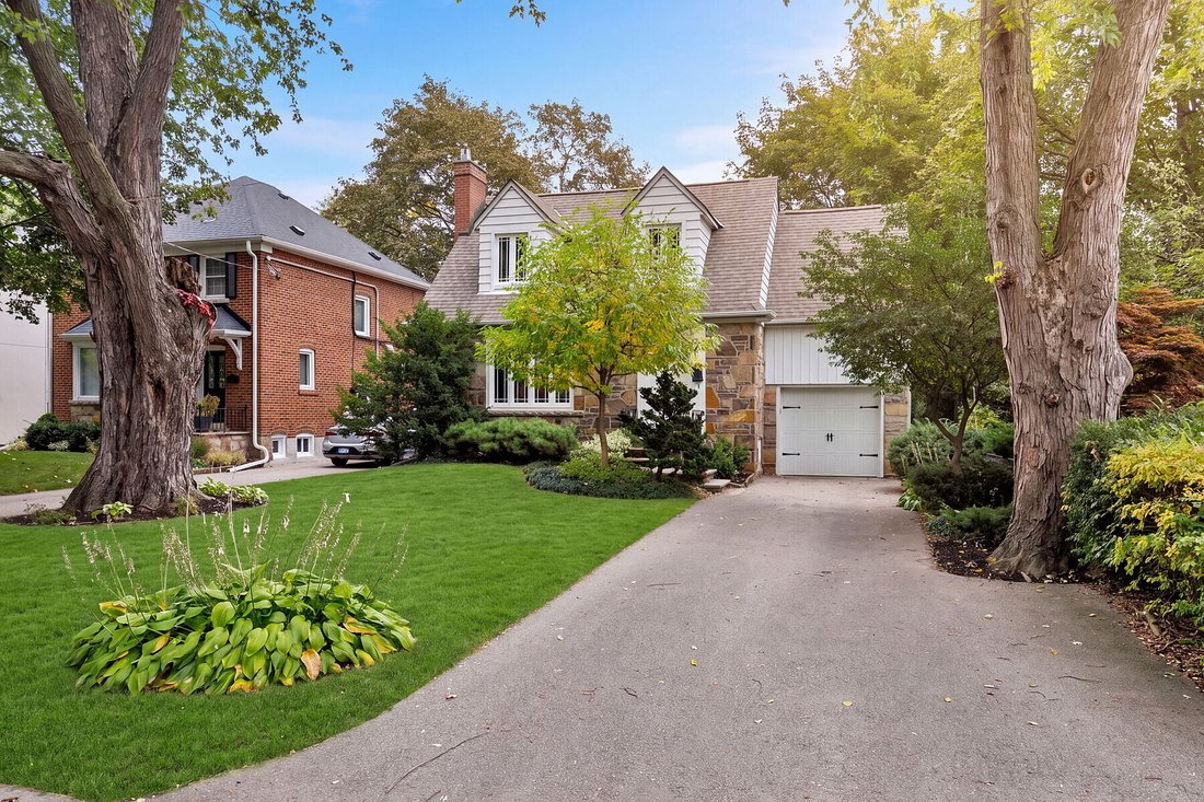 House in Toronto, Ontario, Canada 1 - 19010447