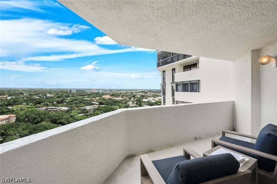 Condo in Naples, Florida, United States 1 - 19009107