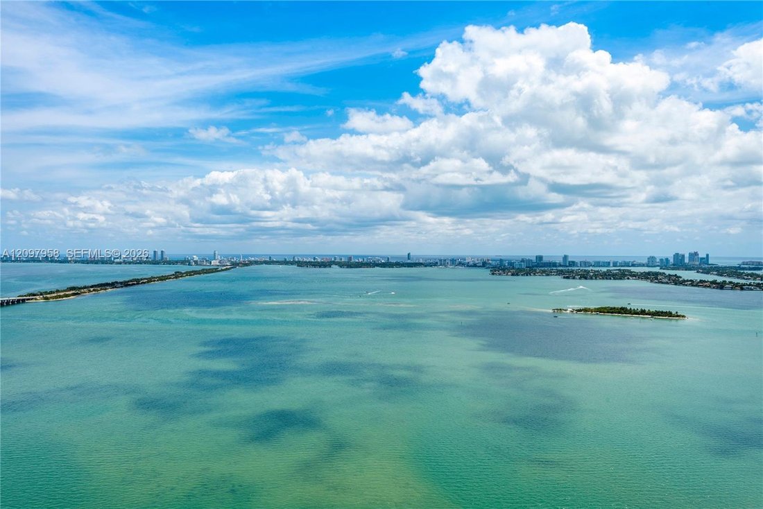 Condo in Miami, Florida, United States 4 - 19014744