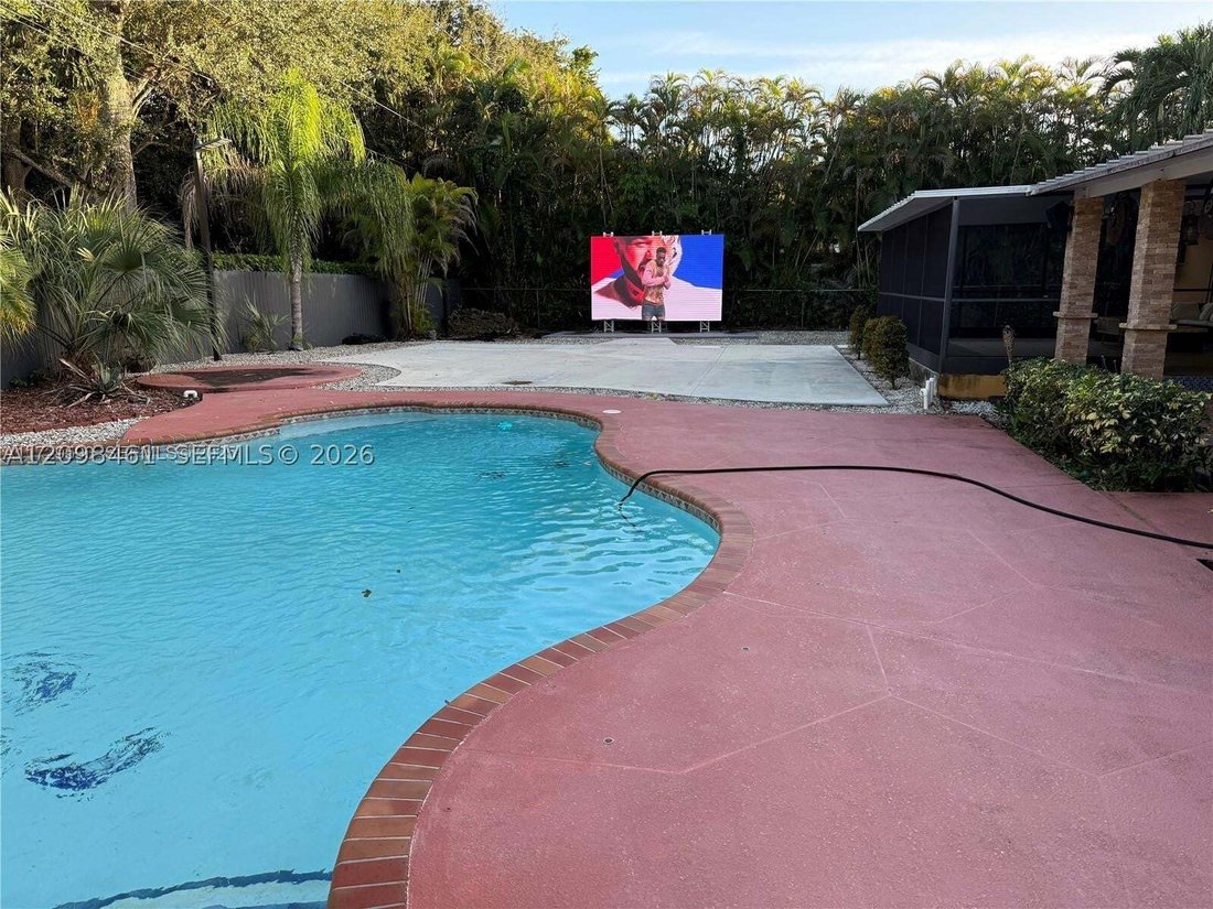 House in Miami, Florida, United States 2 - 19009565