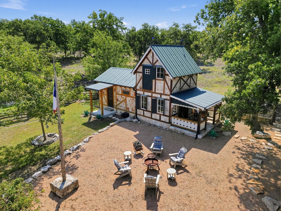 House in Fredericksburg, Texas, United States 3 - 19013209