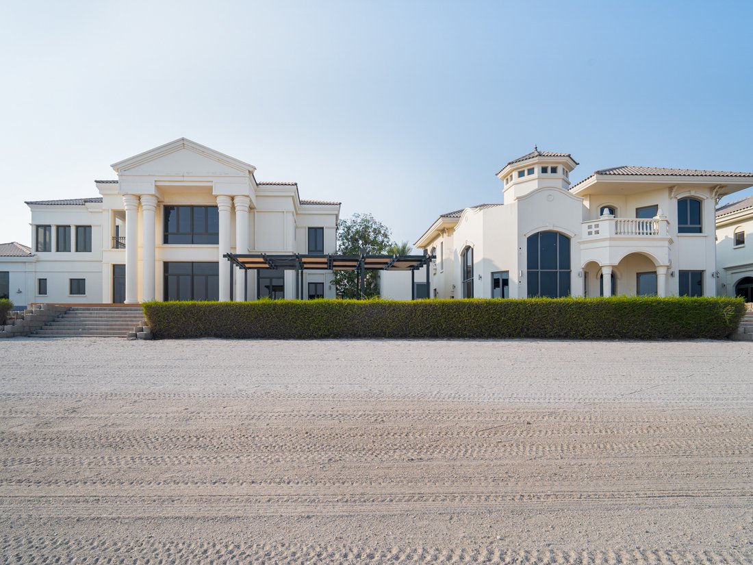 Villa in Palm Jumeirah, Dubai, United Arab Emirates 1 - 19009367