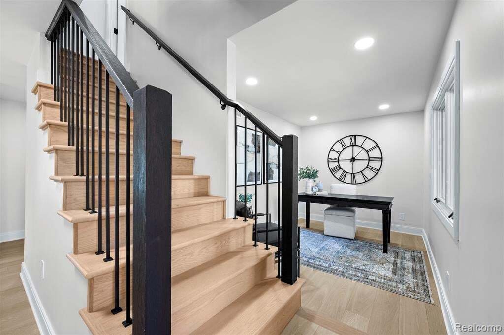 House in Orchard Lake Village, Michigan, United States 3 - 19010029