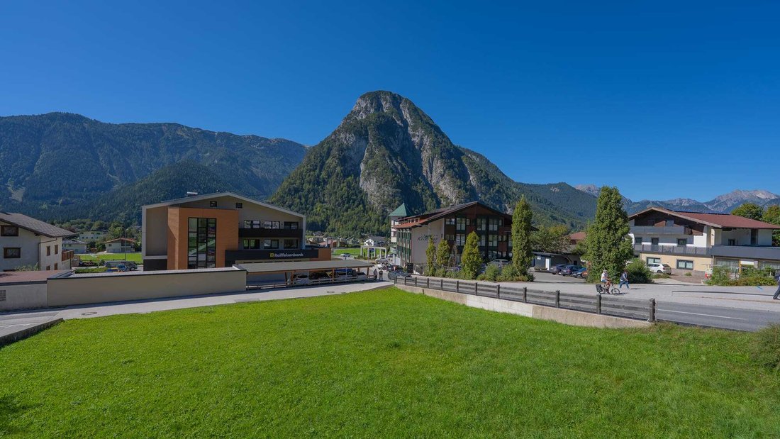 Land in Maurach, Tyrol, Austria 2 - 19010963