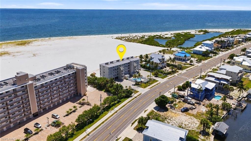 Condo in Fort Myers Beach, Florida, United States 4 - 19015431
