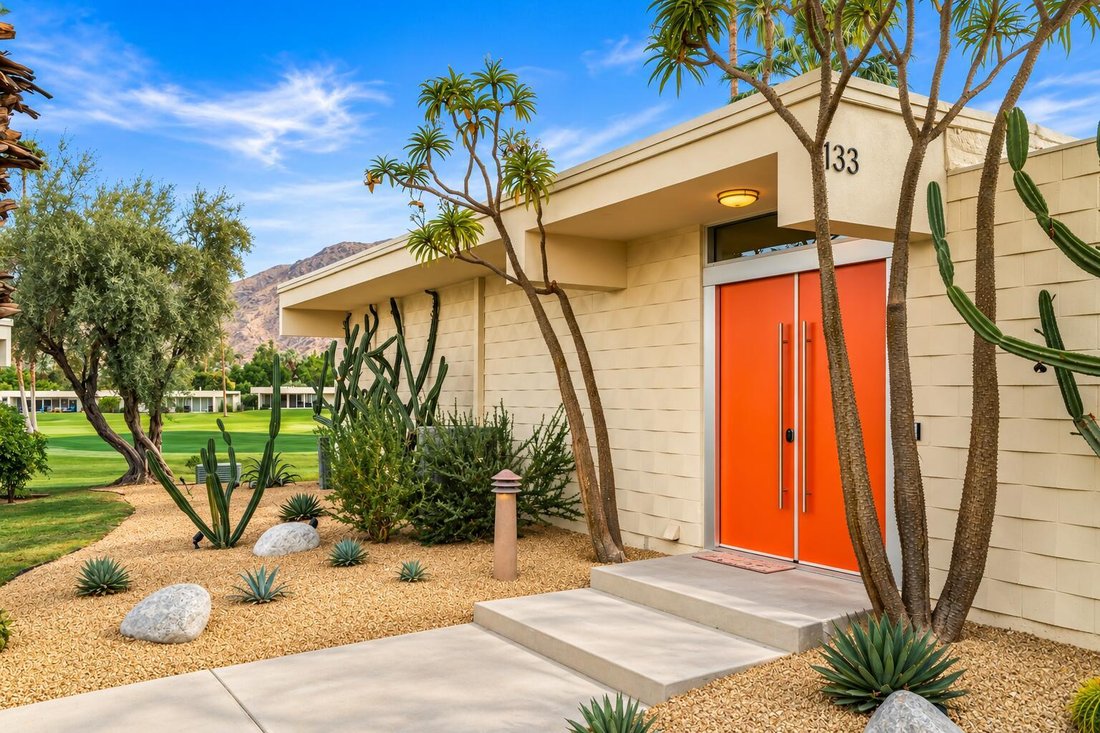 Condo in Palm Springs, California, United States 3 - 19012337