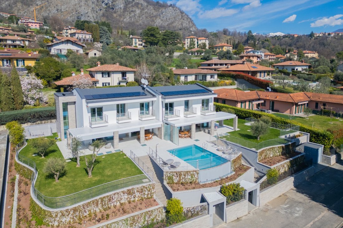 Villa in Tremezzina, Lombardy, Italy 2 - 19015567