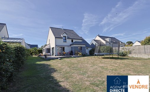 House in Saint-Coulomb, Brittany, France 1