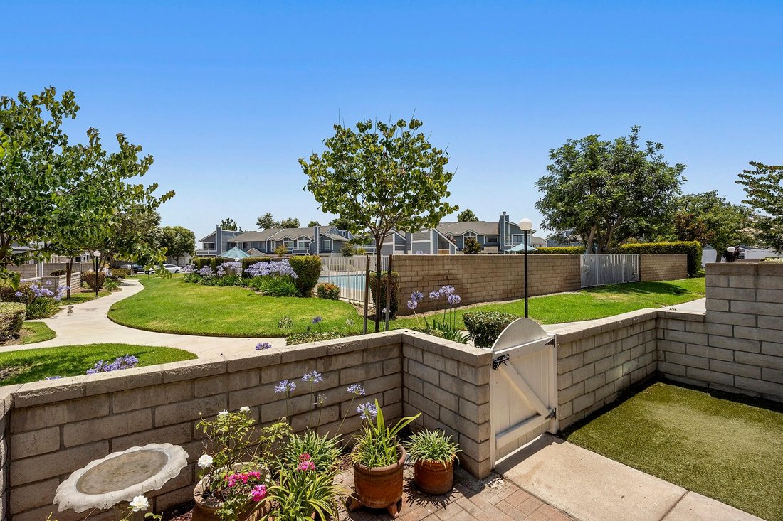 Condo in Orange, California, United States 4 - 19011736