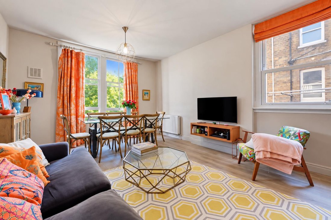 Apartment in Belsize Park, Camden, England 2 - 19012563