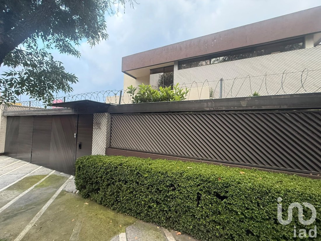 House in Mexico City, Mexico 2 - 19010556