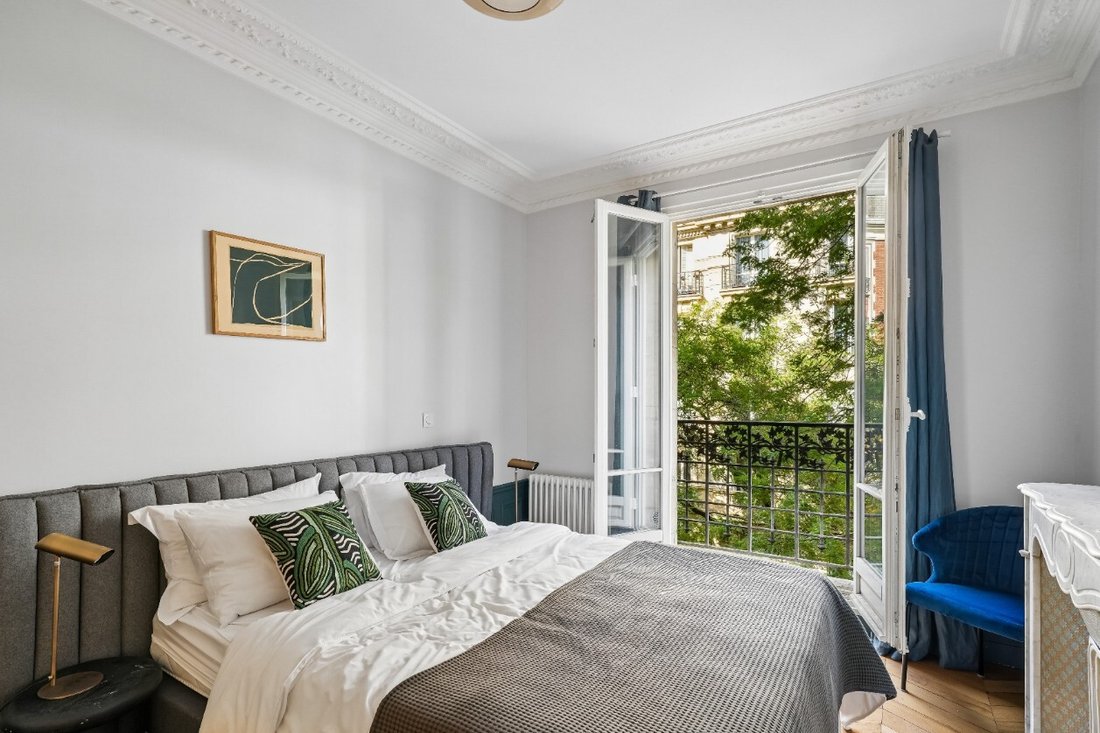 Apartment in Montmartre, Paris 18e Arrondissement, Paris 5 - 19009363