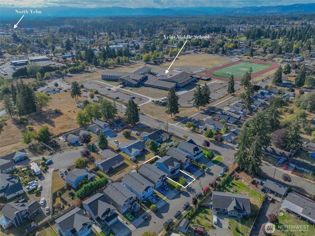 House in Yelm, Washington, United States 3 - 19014904