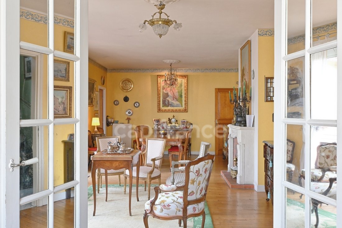 House in Hennemont, Saint-Germain-en-Laye, France 4 - 19015228