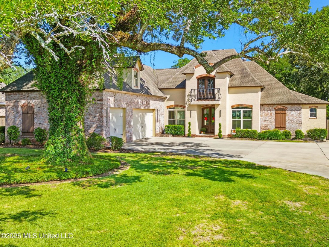 House in Pass Christian, Mississippi, United States 2 - 19008906