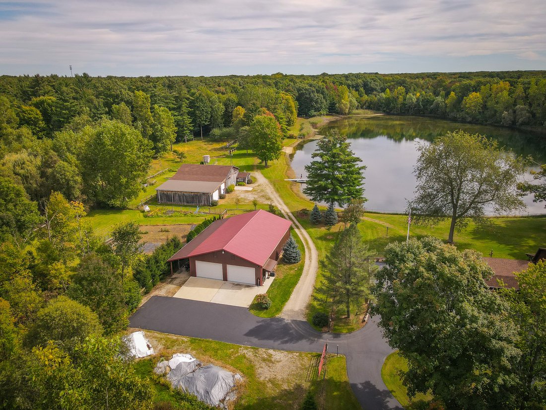 House in Vienna Township, Michigan, United States 3 - 19010357