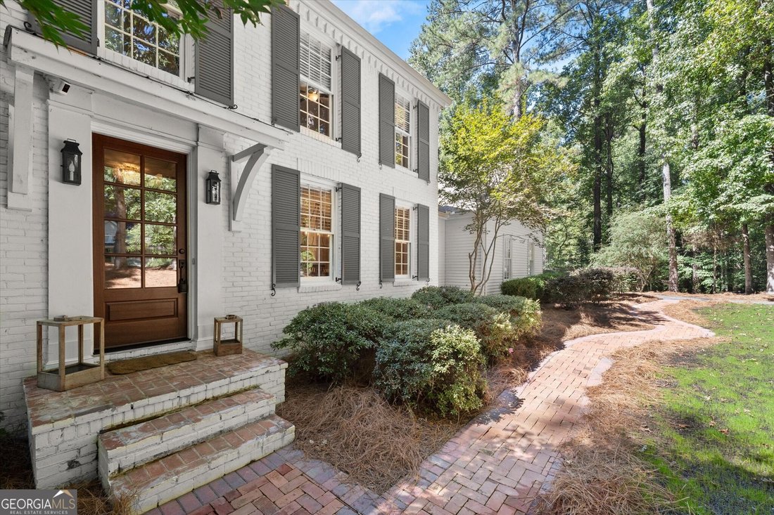 House in Roswell, Georgia, United States 3 - 19010000