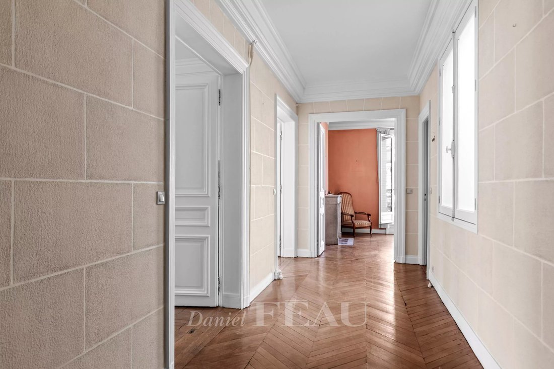 Apartamento en Triangle d'Or, Paris 8e Arrondissement, París 5 - 19015189
