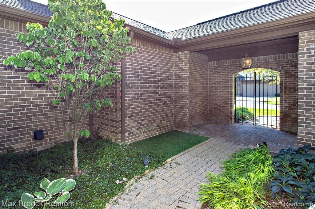 Townhouse in Beverly Hills, Michigan, United States 3 - 19013536