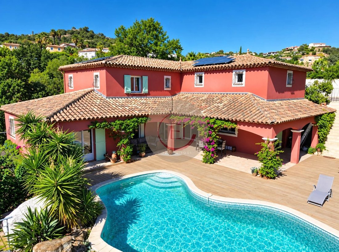 Villa in Les Adrets-de-l'Estérel, Provence-Alpes-Côte d'Azur, France 1 - 19010645