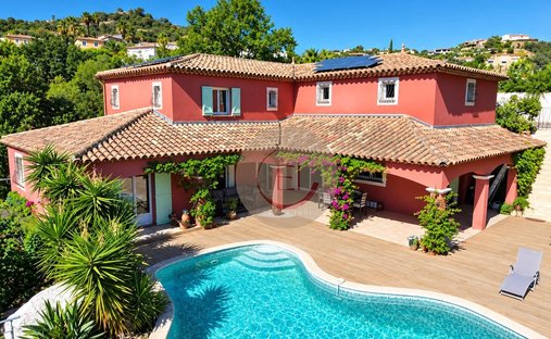 Villa in Les Adrets-de-l'Estérel, Provence-Alpes-Côte d'Azur, France 1