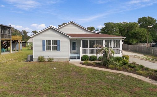 House in Oak Island, North Carolina, United States 1