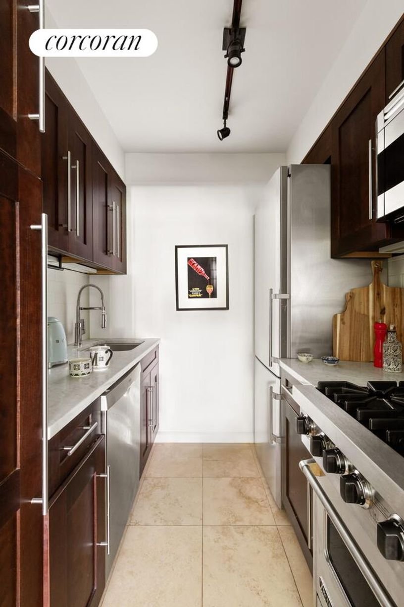 Co Op in New York, New York, United States 3 - 19010368