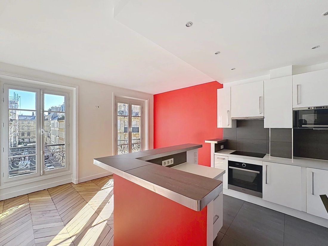 Apartment in Trudaine-Maubeuge, Paris 9e Arrondissement, Paris 4 - 19010682