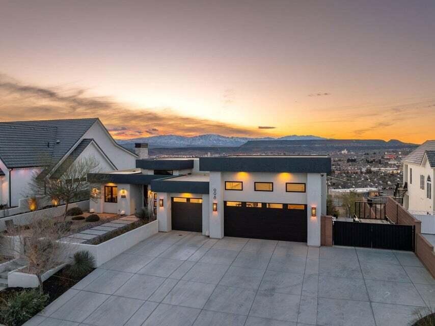 St. George, Utah, United States 2 - 19014658