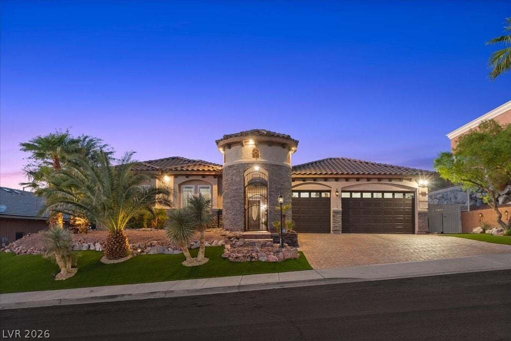 House in Henderson, Nevada, United States 1 - 18969339