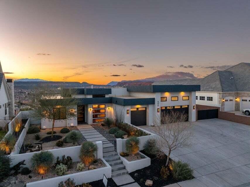 St. George, Utah, United States 4 - 19014658