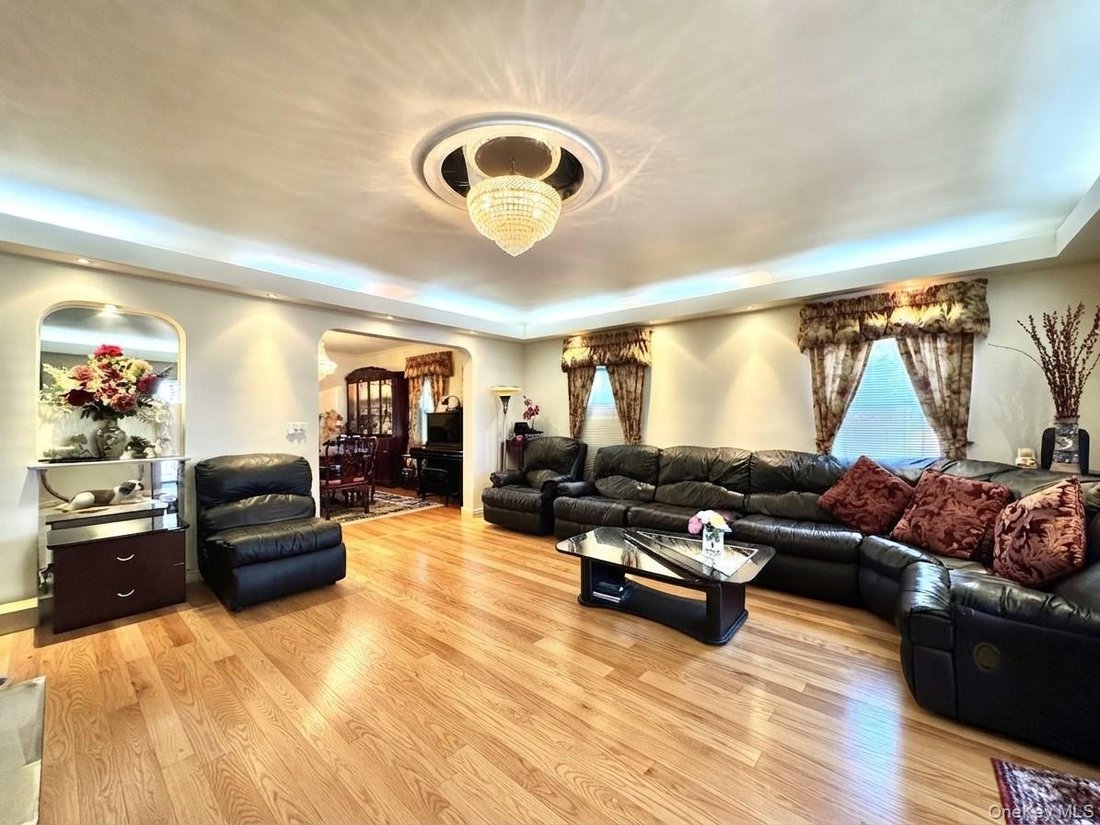 House in New York, New York, United States 4 - 19009220