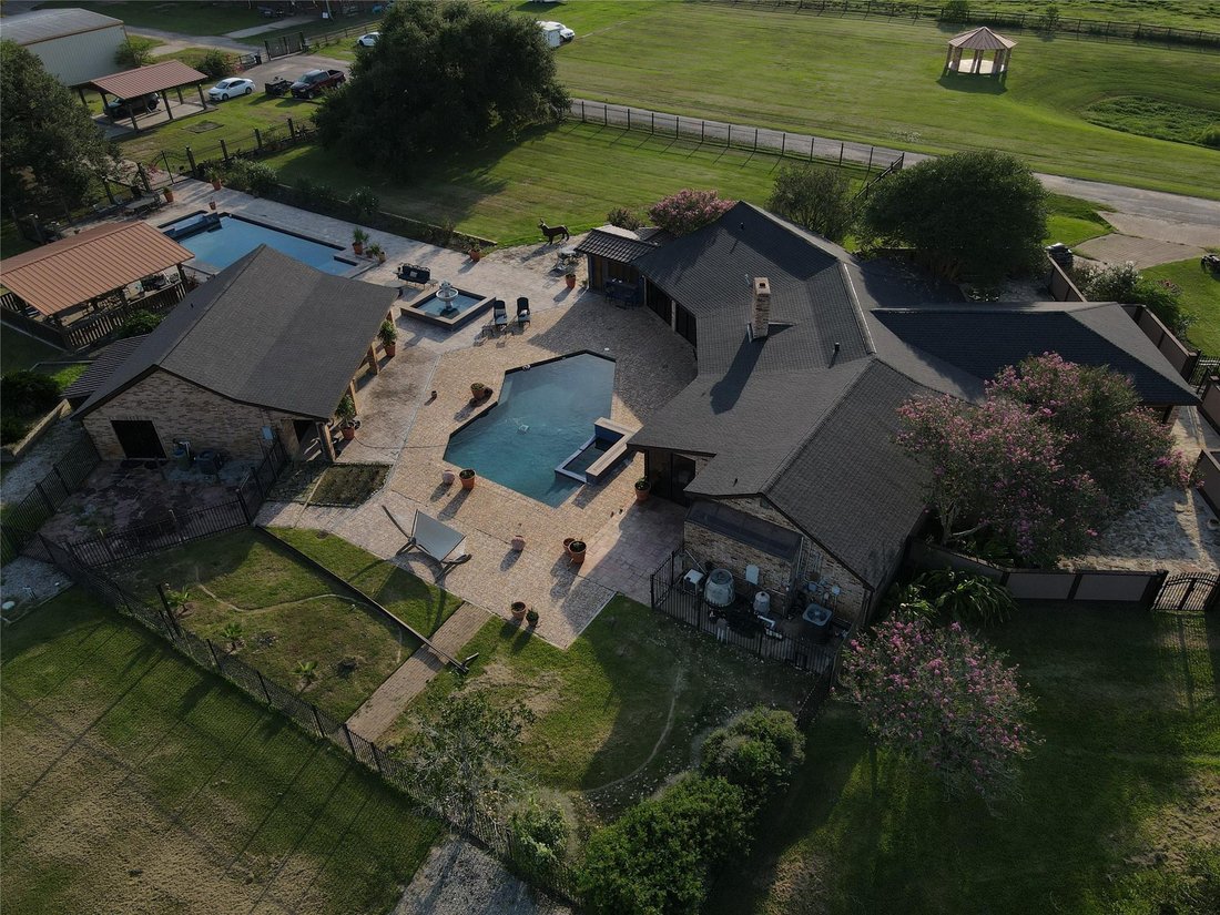 Casa en Angleton, Texas, Estados Unidos 1 - 17690288