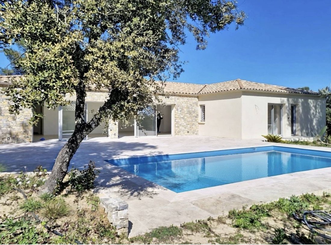 Villa in Arènes, Nimes, France 1 - 19015163