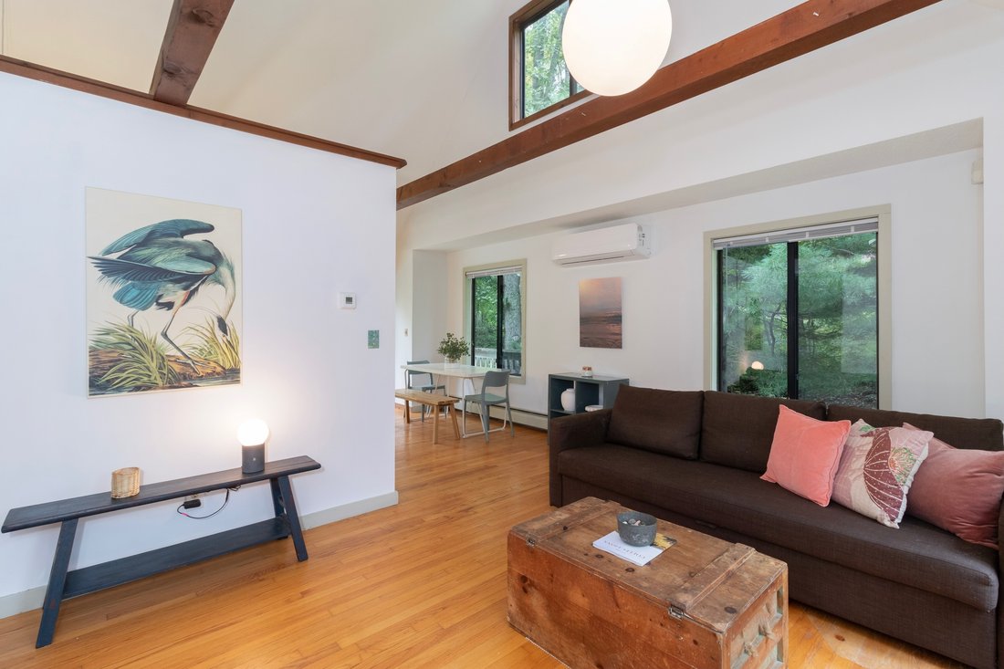 House in Guilford, Connecticut, United States 4 - 19011796