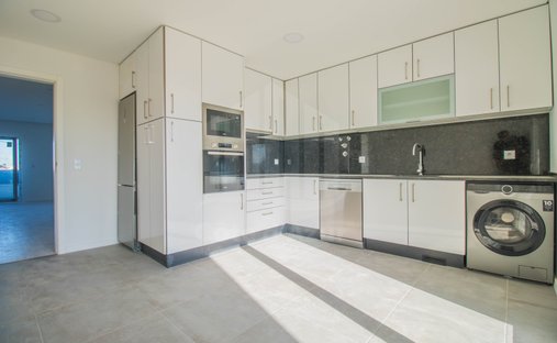 Apartment in Seixal, Arrentela e Aldeia de Paio Pires, Setubal, Portugal 1