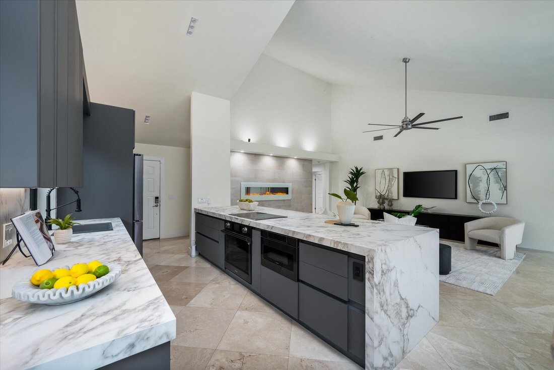 House in West Palm Beach, Florida, United States 5 - 19010153