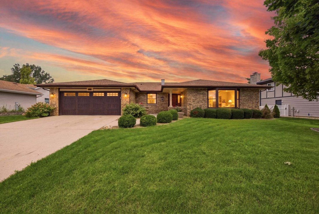 House in Schaumburg, Illinois, United States 2 - 19010134
