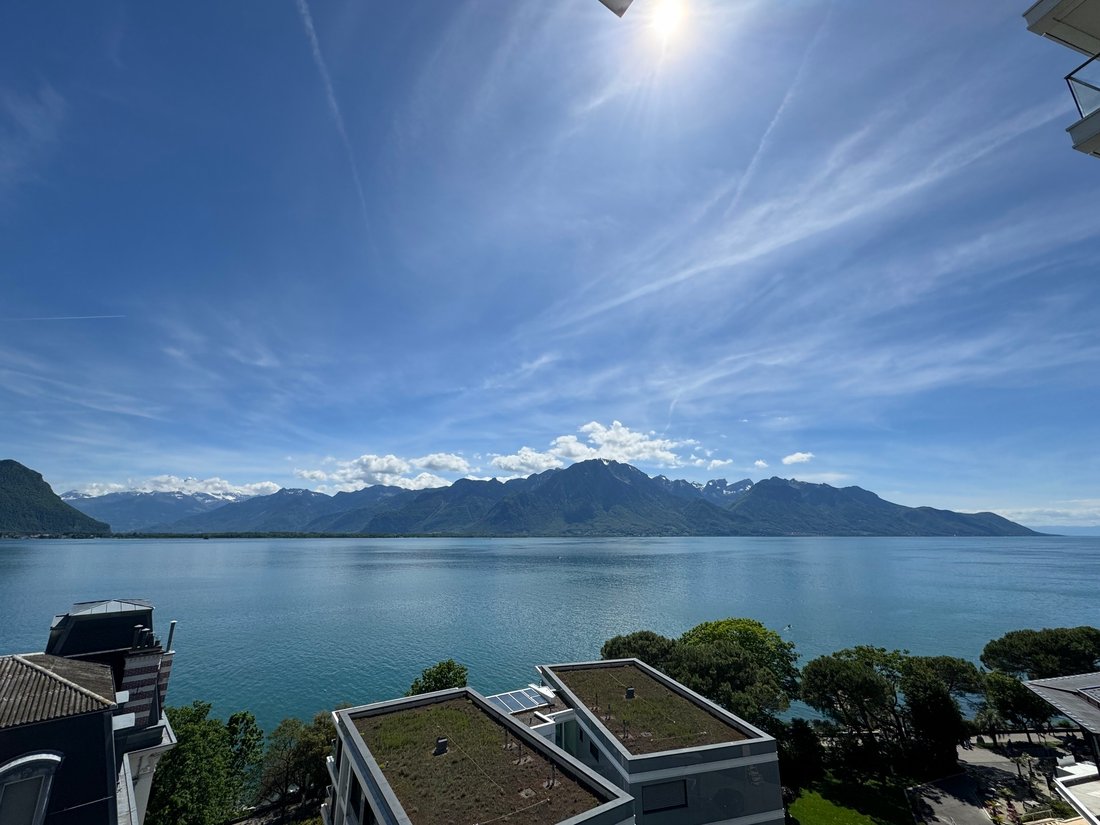 Appartamento a Veytaux, Vaud, Svizzera 1 - 18990868
