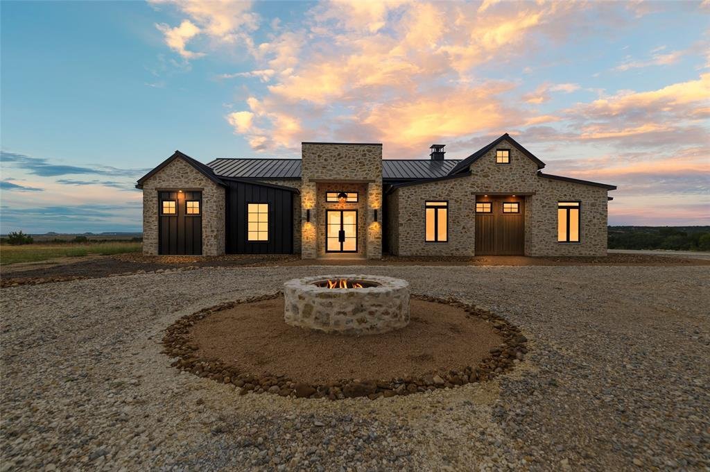 House in Glen Rose, Texas, United States 1 - 19014403