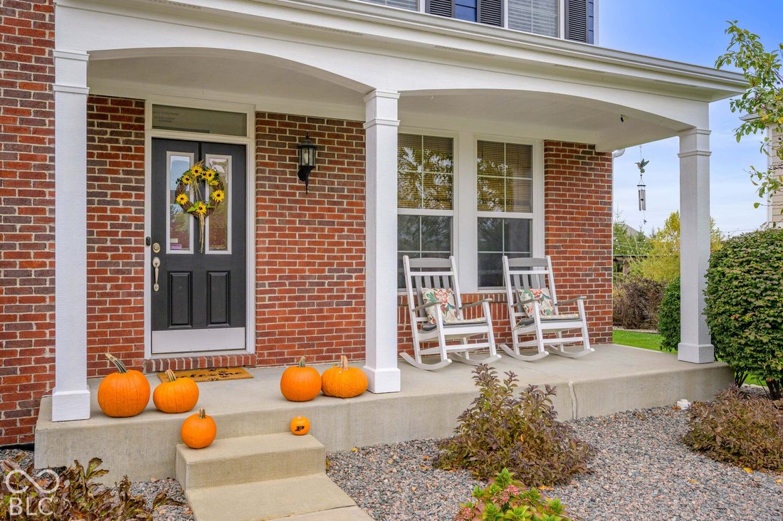 House in Bargersville, Indiana, United States 3 - 19011998