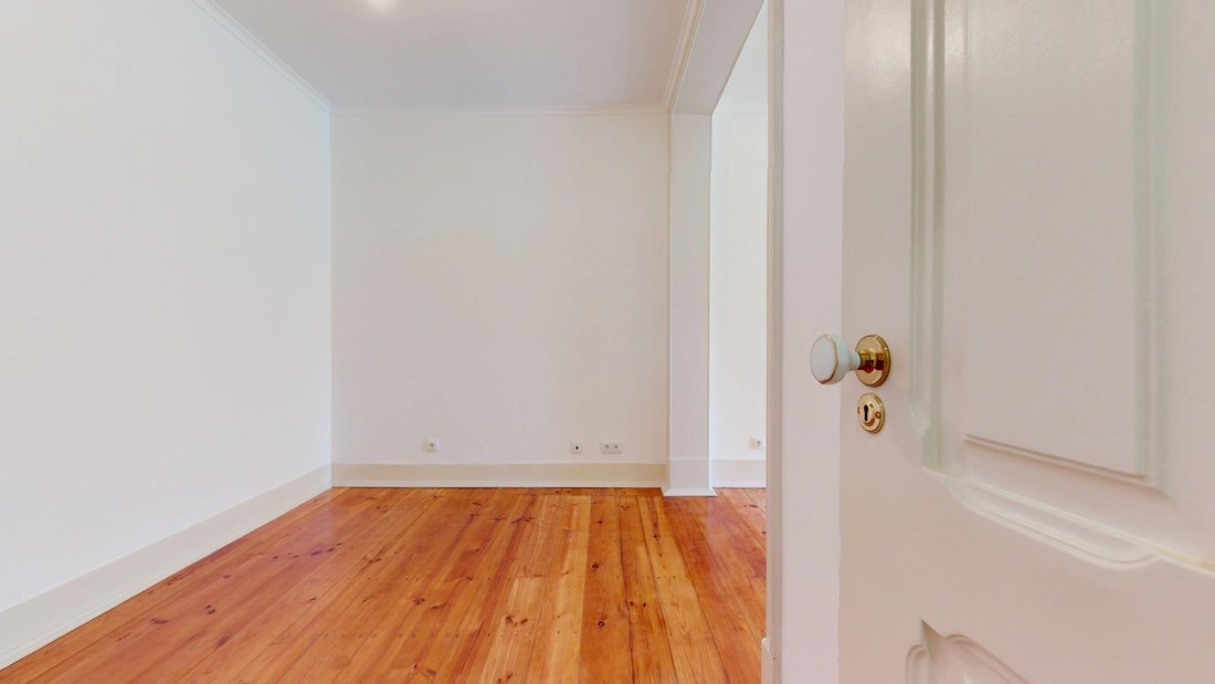 Apartment in Alcantara, Lisbon, Portugal 3 - 19015441